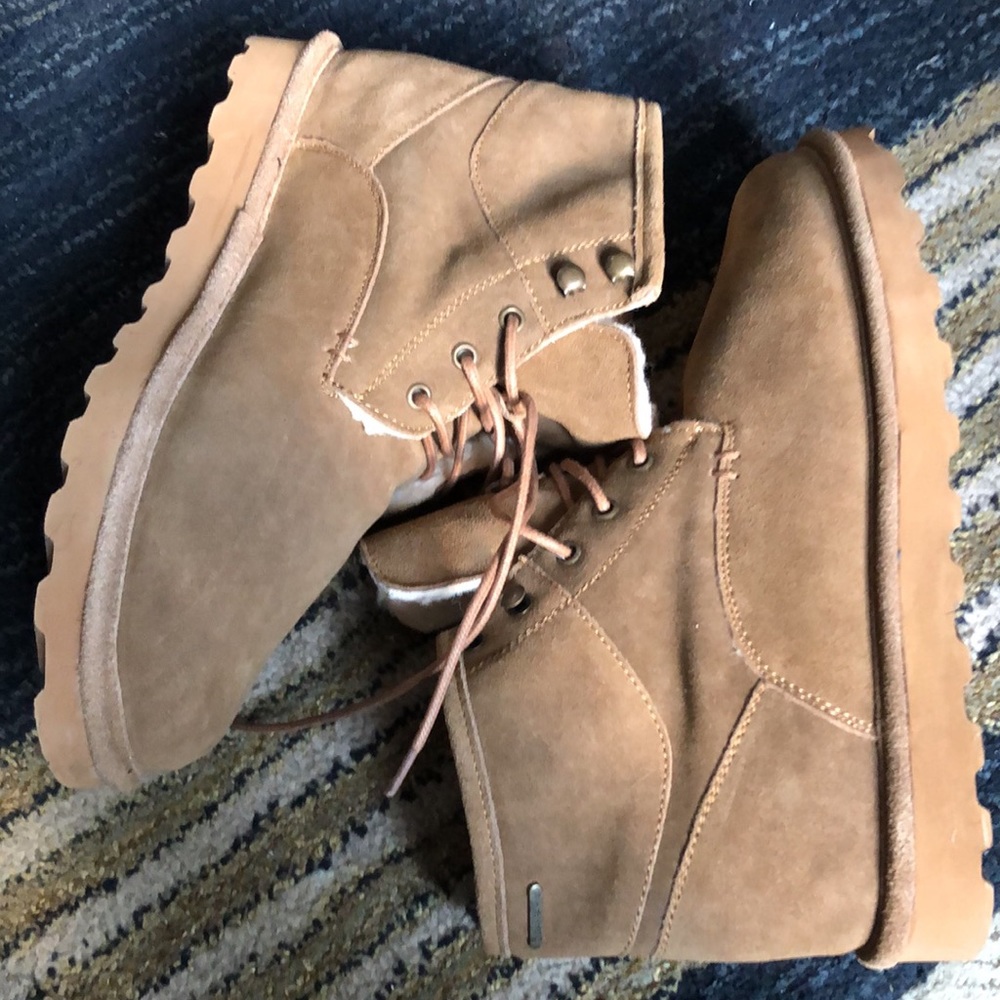 NWOT BEARPAW (13) Suede upper / sheepskin footbed/wool blends lining